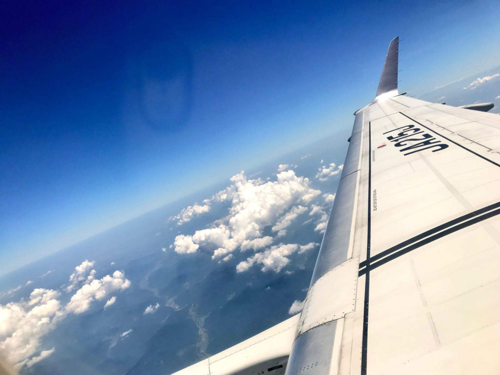 飛行機から見える景色の写真